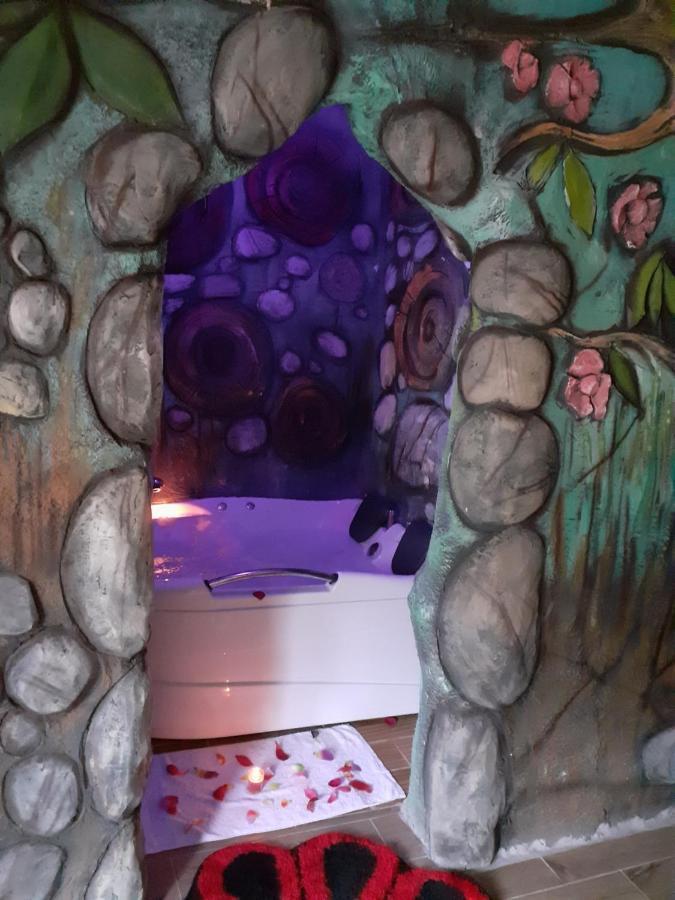 Pensiunea Dracula & Spa Capatineni-Ungureni Luaran gambar